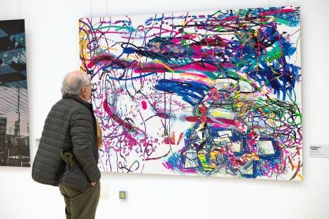 Fundación ONCE trae al Hospital de Parapléjicos arte para todos con la exposición ‘El mundo fluye. Dos miradas sobre una misma realidad’
