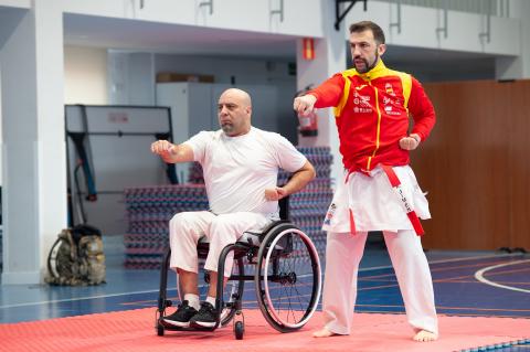 El Hospital Nacional de Parapléjicos incluye el parakarate en su oferta deportiva para pacientes